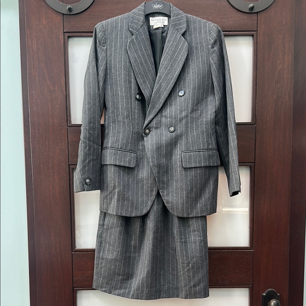 Vintage Gray and White Double-Breasted Blazer and Skirt Suit